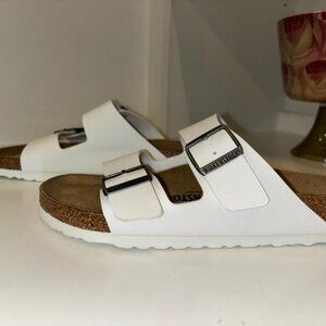 Birkenstock Women’s Arizona BF Sandal, White